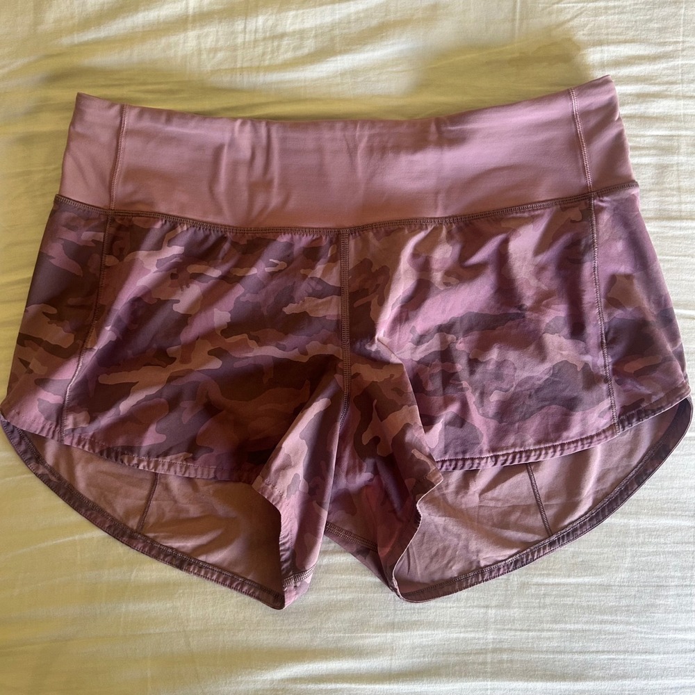 Lululemon Speed Up HR 4" Briar Rose Camo Shorts 8